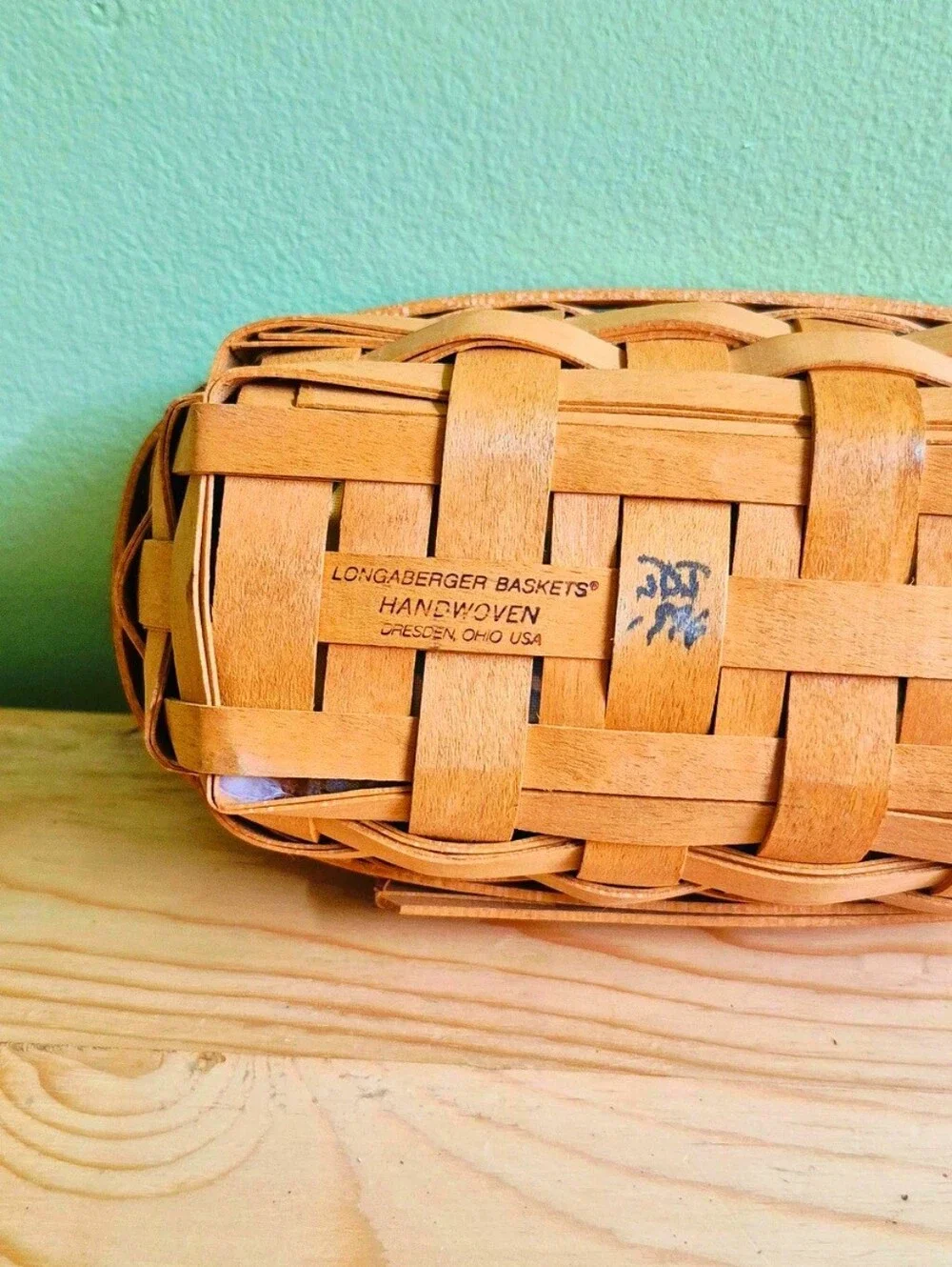1996 Vintage Longaberger Cracker Basket with Leather Handles & Floral Liner